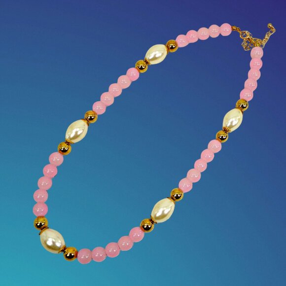 Pink glass and white pearl bead necklace mixed with gold beads 20" - Picture 12 of 12